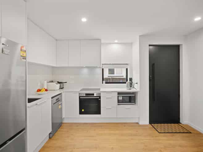 5/427 Worcester Street, Linwood