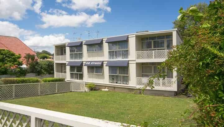 2A/38 Epsom Avenue, Epsom