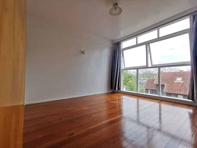 2A/38 Epsom Avenue, Epsom