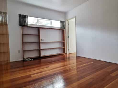 2A/38 Epsom Avenue, Epsom