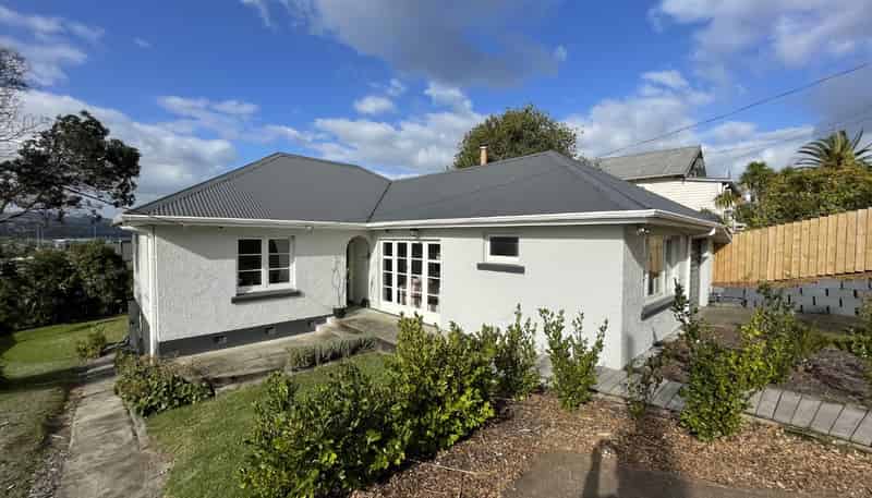 41 Anzac Road, Morningside