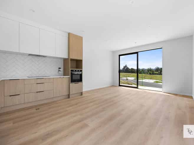18 Waipaheke Crescent, Drury