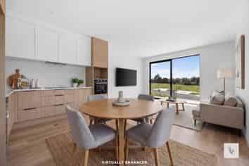 18 Waipaheke Crescent, Drury