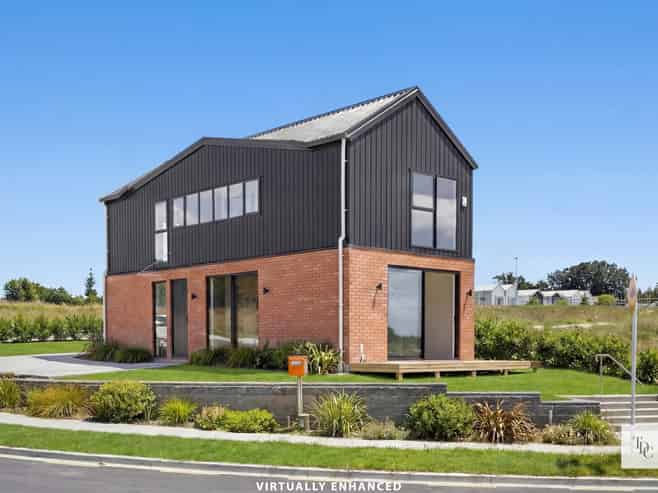 18 Waipaheke Crescent, Drury