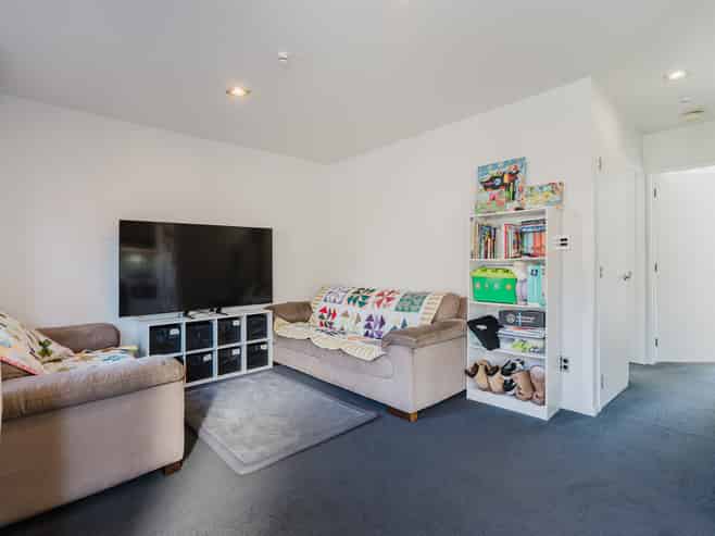 16B Dowding Street, Melville