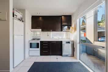 16B Dowding Street, Melville