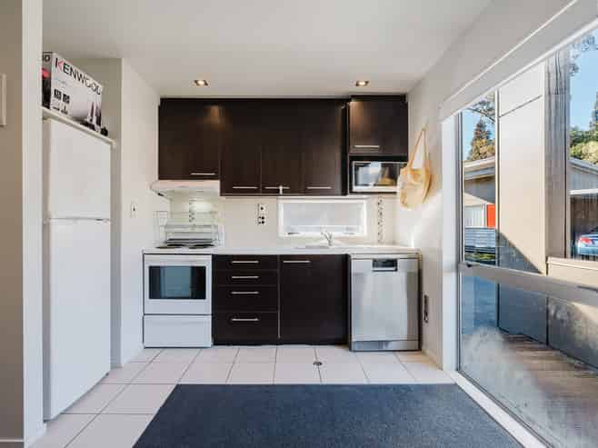 16B Dowding Street, Melville