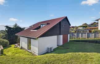 38 Emerson Crescent, Diamond Harbour