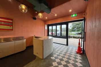 Prime Mission Bay Retail Opportunity