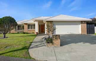 1 San Priamo Place, Paraparaumu Beach