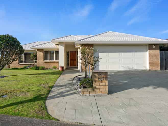 1 San Priamo Place, Paraparaumu Beach