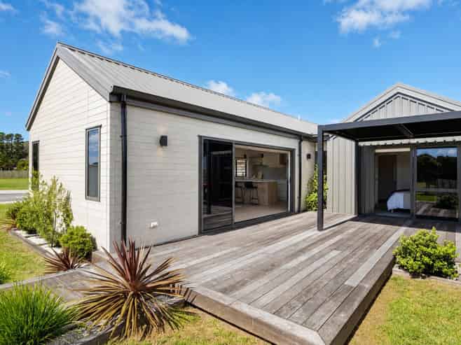 2 Motutere Drive, Matarangi