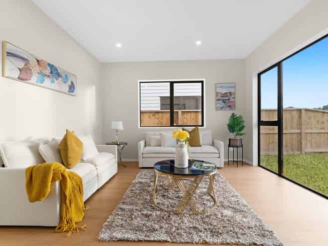 55  Derbyshire Lane, Karaka