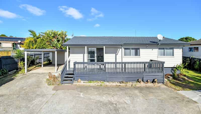 1/11 Bundena Place, Clendon Park