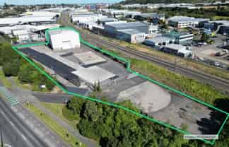 Secure 7,425sqm Yard with High Stud Warehouse