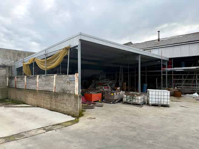 Secure Yard, Workshop & Office