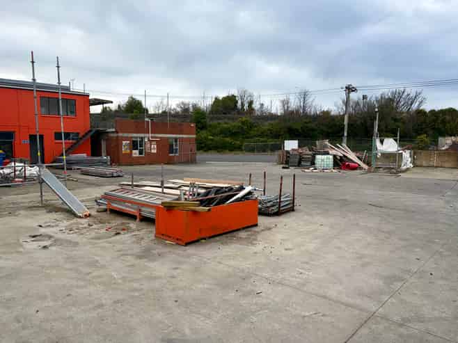 Secure Yard, Workshop & Office