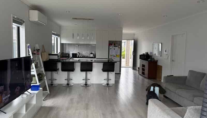 36 Trewern Avenue, Chartwell