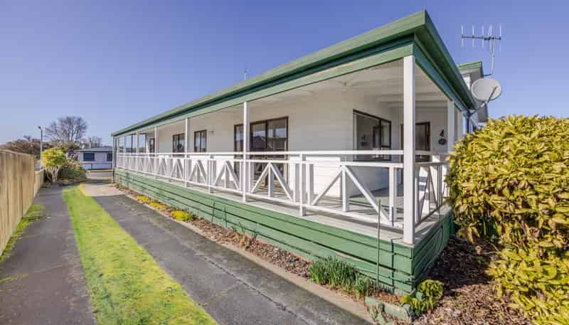 2 Stiles Avenue, Waipukurau