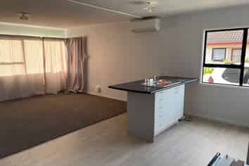6 Glenlea Place, Flat Bush