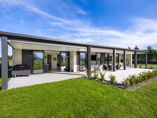 378B Holland Road, Puketaha