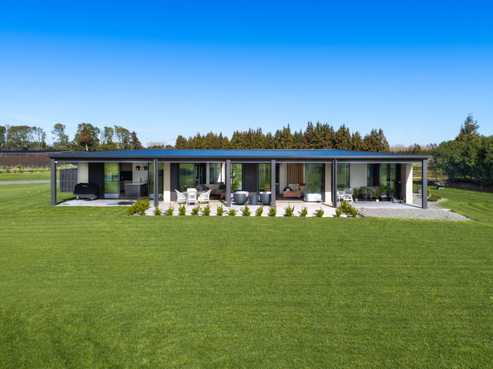 378B Holland Road, Puketaha