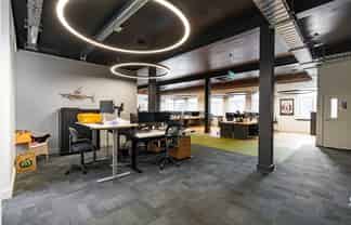Premium office lease, motivated lessor, act now!