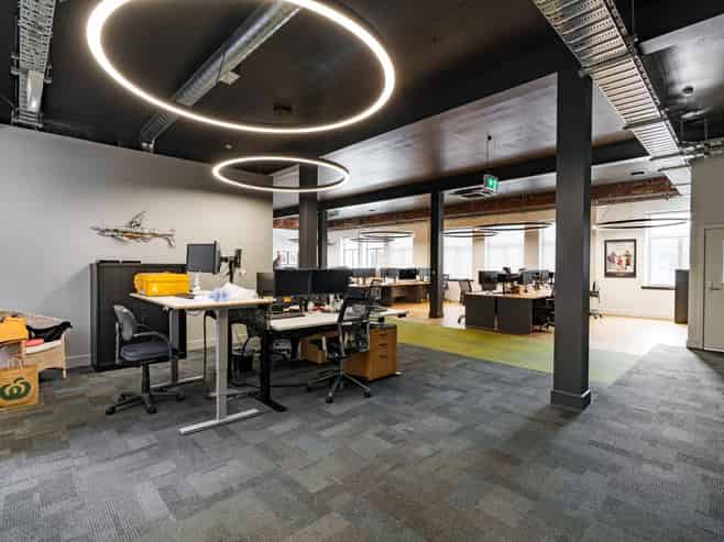 Premium office lease, motivated lessor, act now!