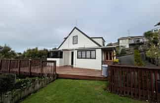 2/597 East Coast Road, Browns Bay