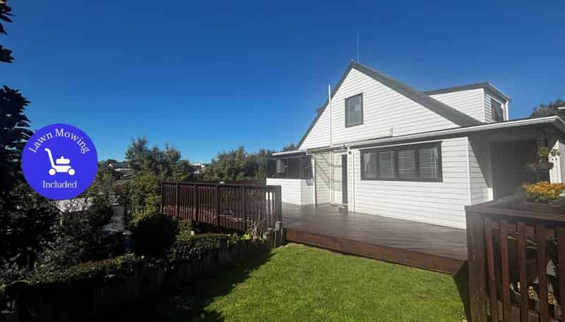 2/597 East Coast Road, Browns Bay