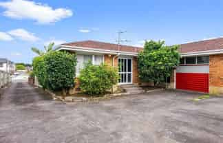 2/218 Shirley Road, Papatoetoe