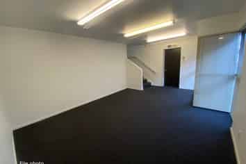 Tidy Office/Warehouse in Hillsborough