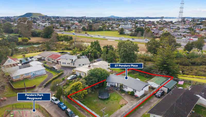 27 Pandora Place, Pakuranga