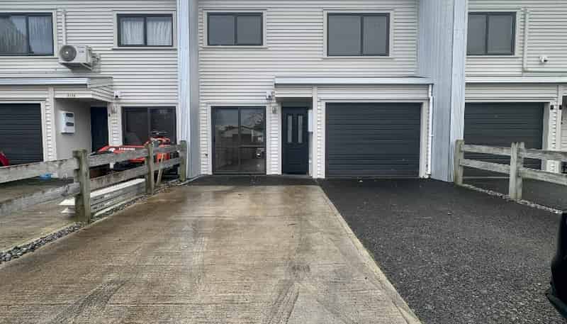 2/18 Yang Place, Papakura