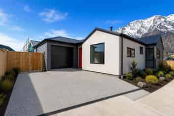 2 Rushland Road, Jacks Point