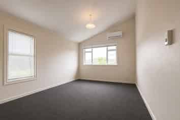 15B Steyne Avenue, Plimmerton