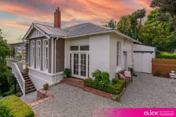 47 Easther Crescent, Kew