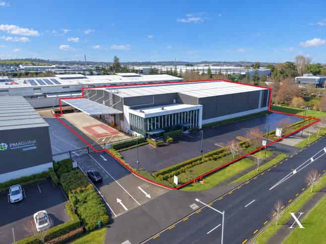4,664sqm A-Grade Highbrook Warehouse