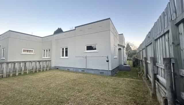 53a Windsor Road, Bellevue