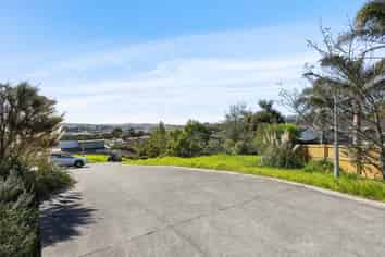 2 Korari Way, Unsworth Heights
