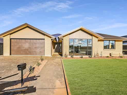 15 Vitalia Crescent, Lincoln