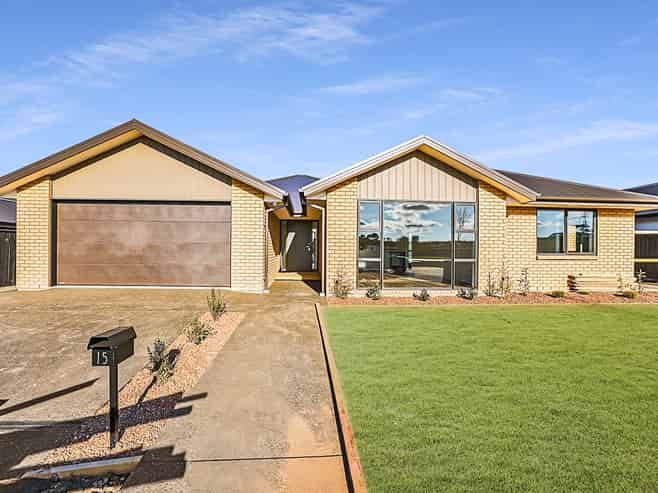 15 Vitalia Crescent, Lincoln