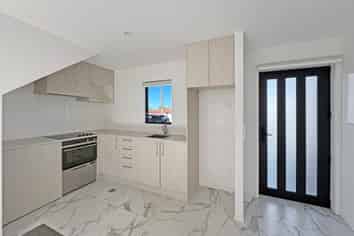 2/79 Taikata Road, Te Atatu Peninsula