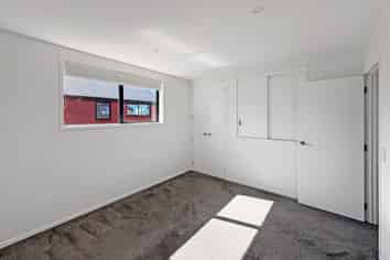 2/79 Taikata Road, Te Atatu Peninsula