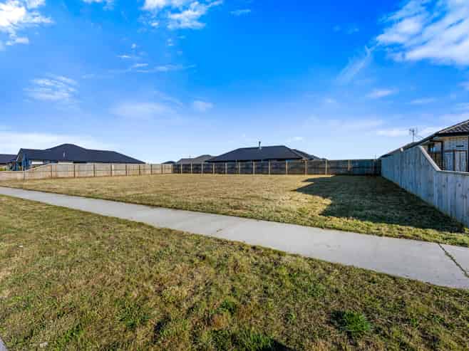 20 Martini Avenue, LEESTON