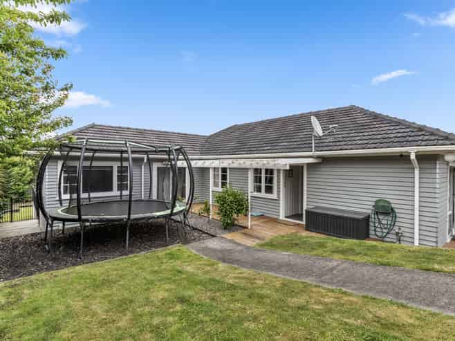 12A Naylor Street, Hamilton East