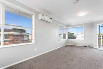 26 Warren Avenue, Three Kings