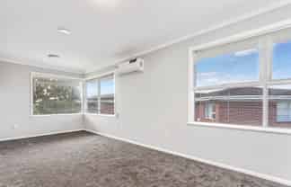 26 Warren Avenue, Three Kings
