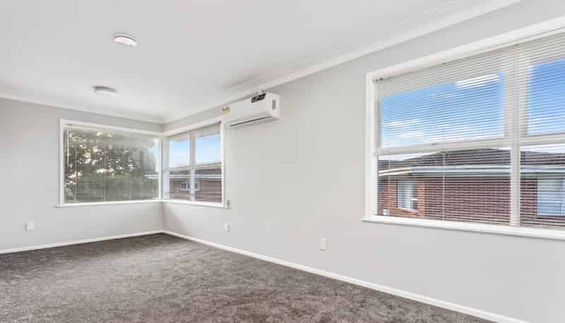 26 Warren Avenue, Three Kings