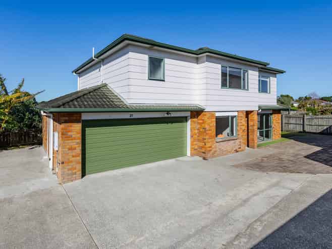 27 Lolim Place, Favona